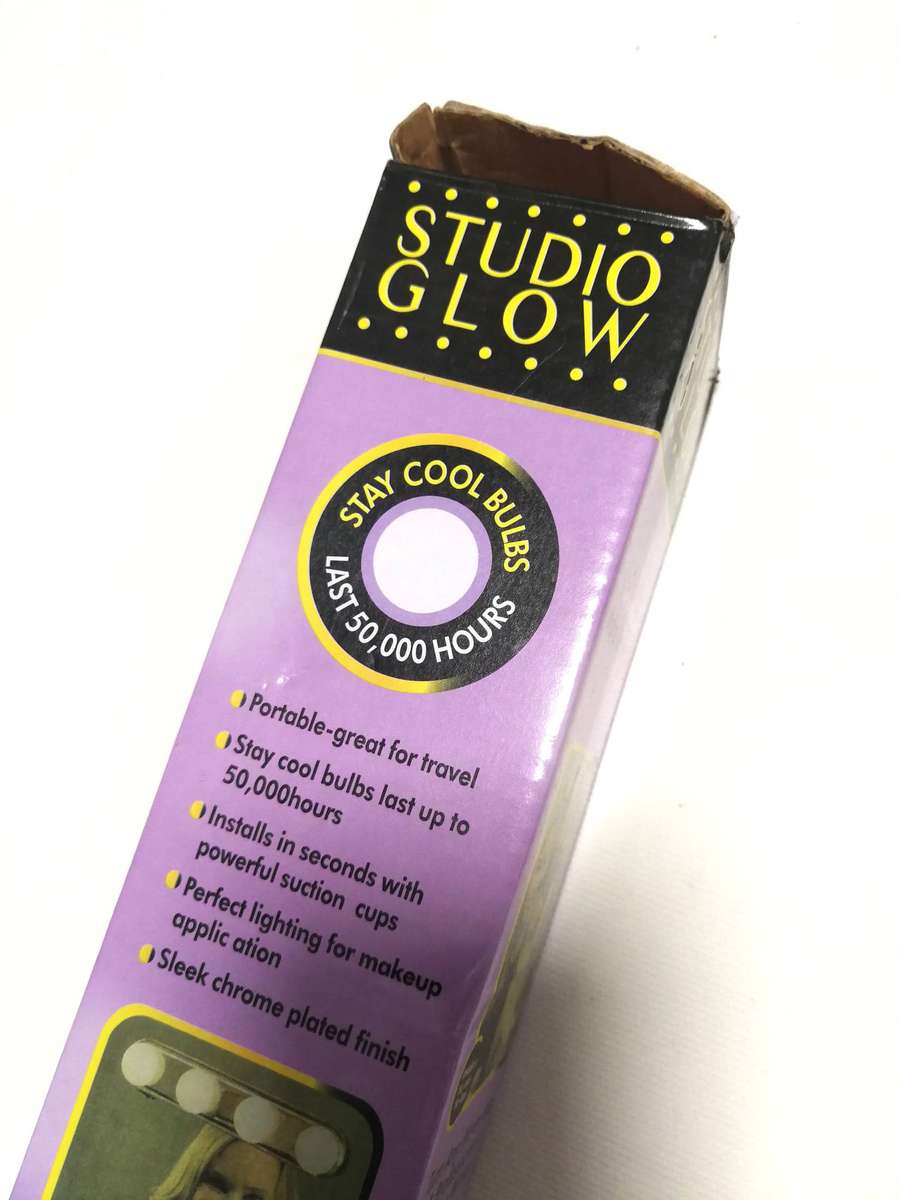 Studio Glow - Vanity Make Up Light