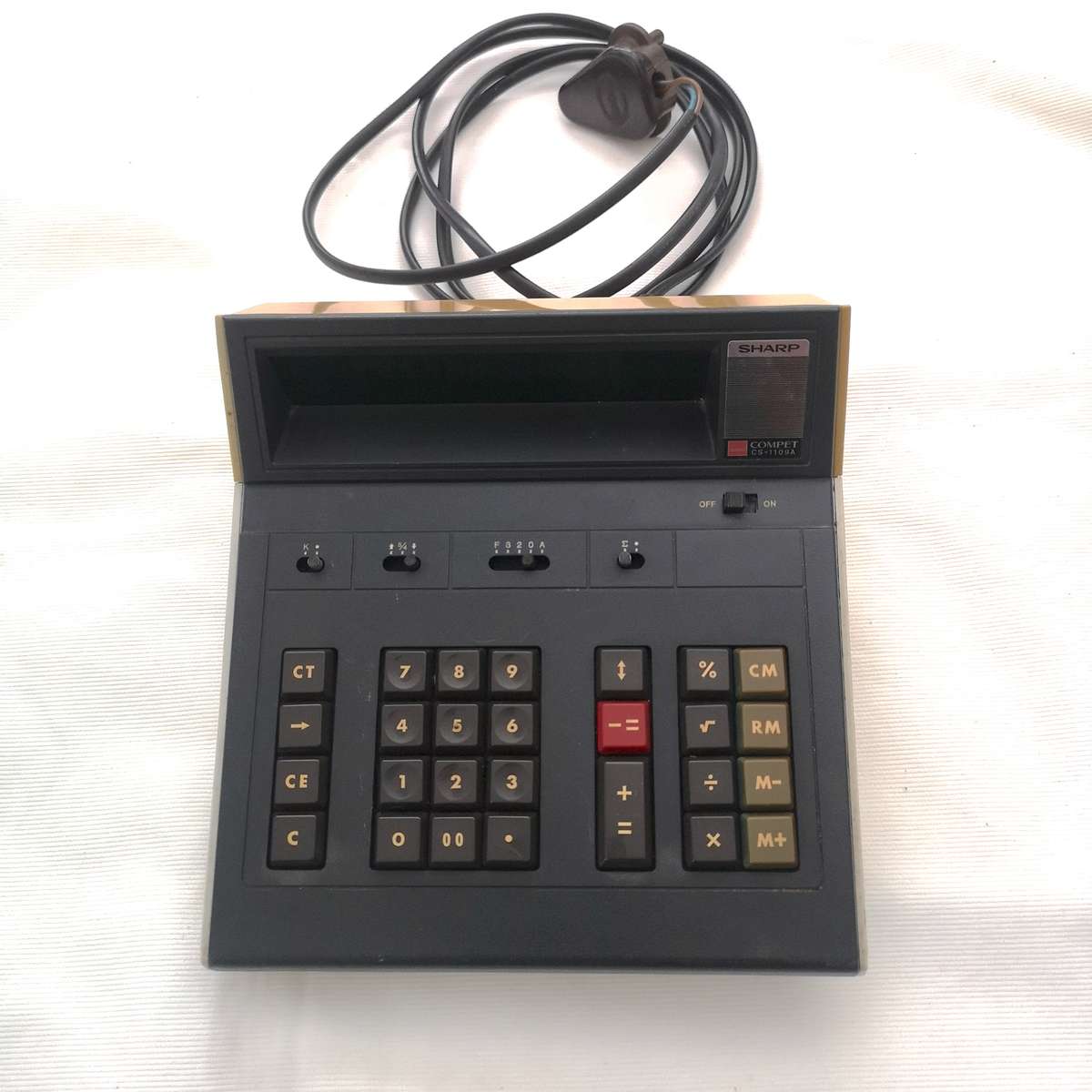 Vintage - SHARP Compet CS-1109A - Electronic Calculating Machine - late 1970s!