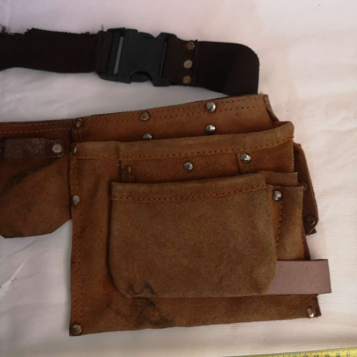 Professional Strong Cowhide Leather Tool Belt/ Carpenters Apron