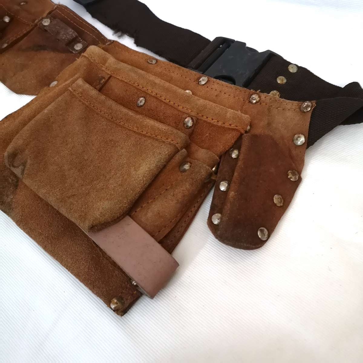 Professional Strong Cowhide Leather Tool Belt/ Carpenters Apron