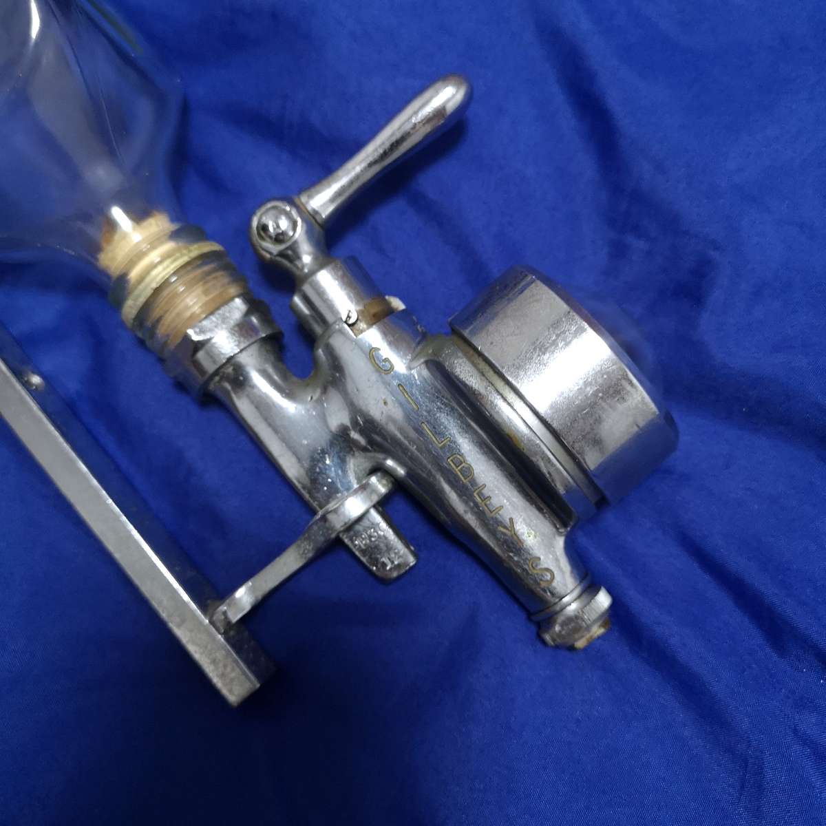 Vintage Bowkers Limited Sheffield Opal Deluxe Chrome Glass Bullseye Bar Optic- GILBEYS