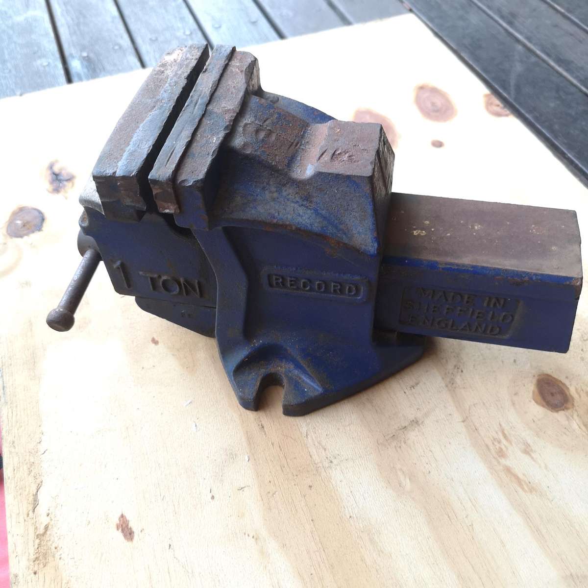 Record- Bench Vice 1Ton- Sheffield- Made in England