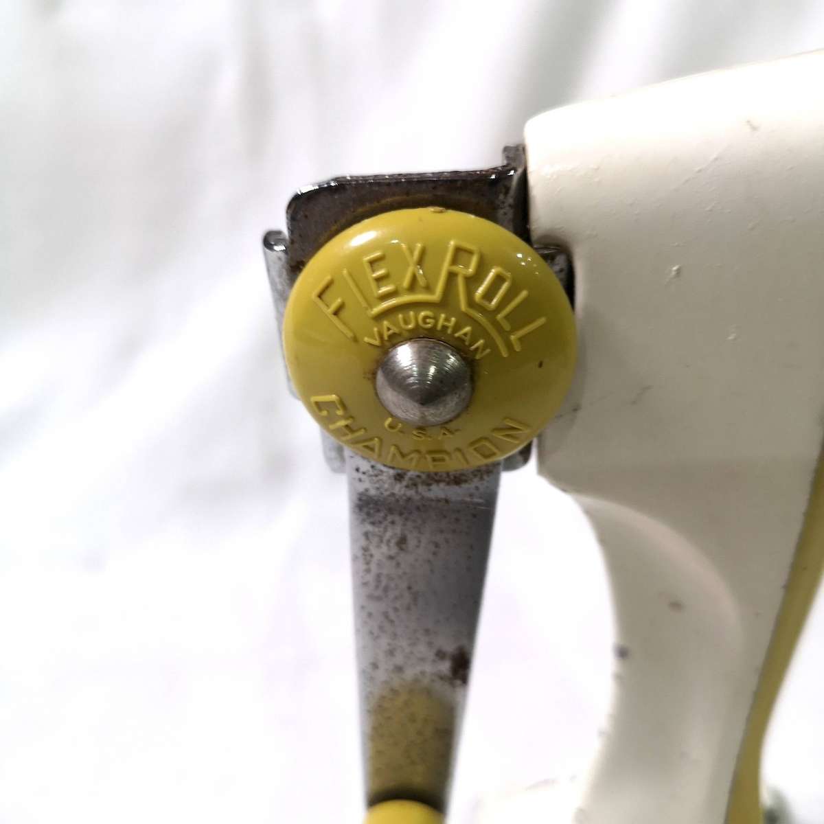 1950s Vaughan Flex Roll Champion Gold Hand Crank Can Opener