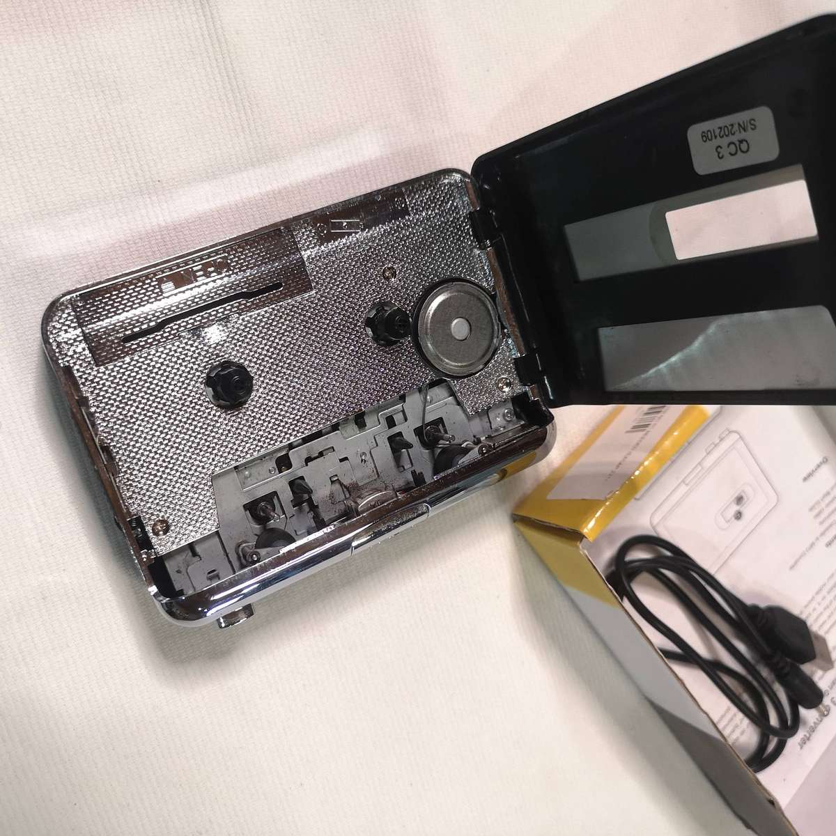 Ezcap 231 USB Cassette Tape To MP3 Converter Cassette Player Recorder Walkman