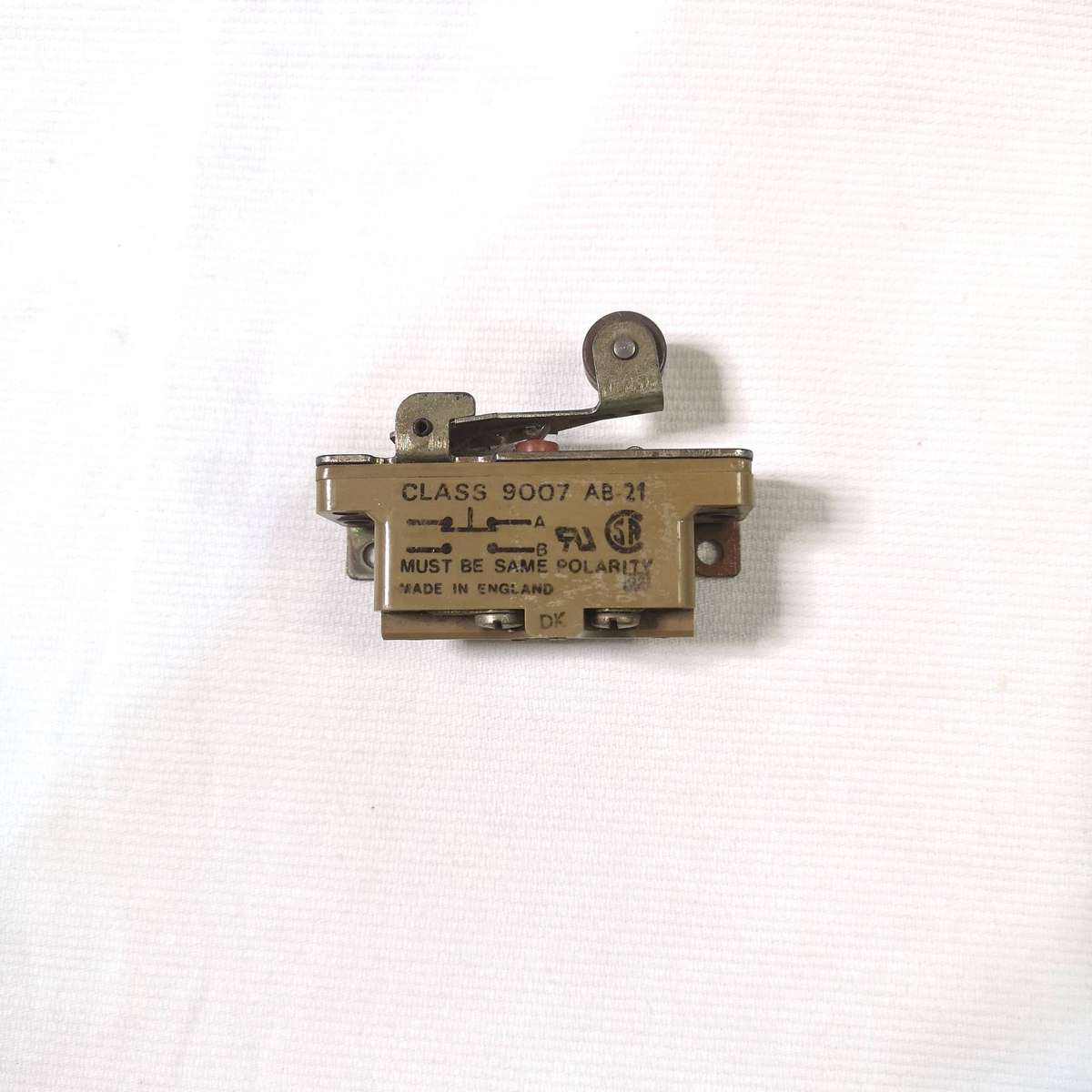 Square D 9007 AB-21 Snap Switch, also known as a limit switch. Made in England