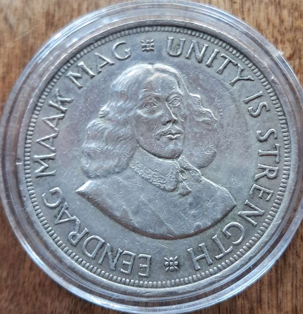 REPUBLIC OF SOUTH AFRICA - 50 Cent 1964 SILVER  Jan Van Riebeeck - (IN CAPSULE)
