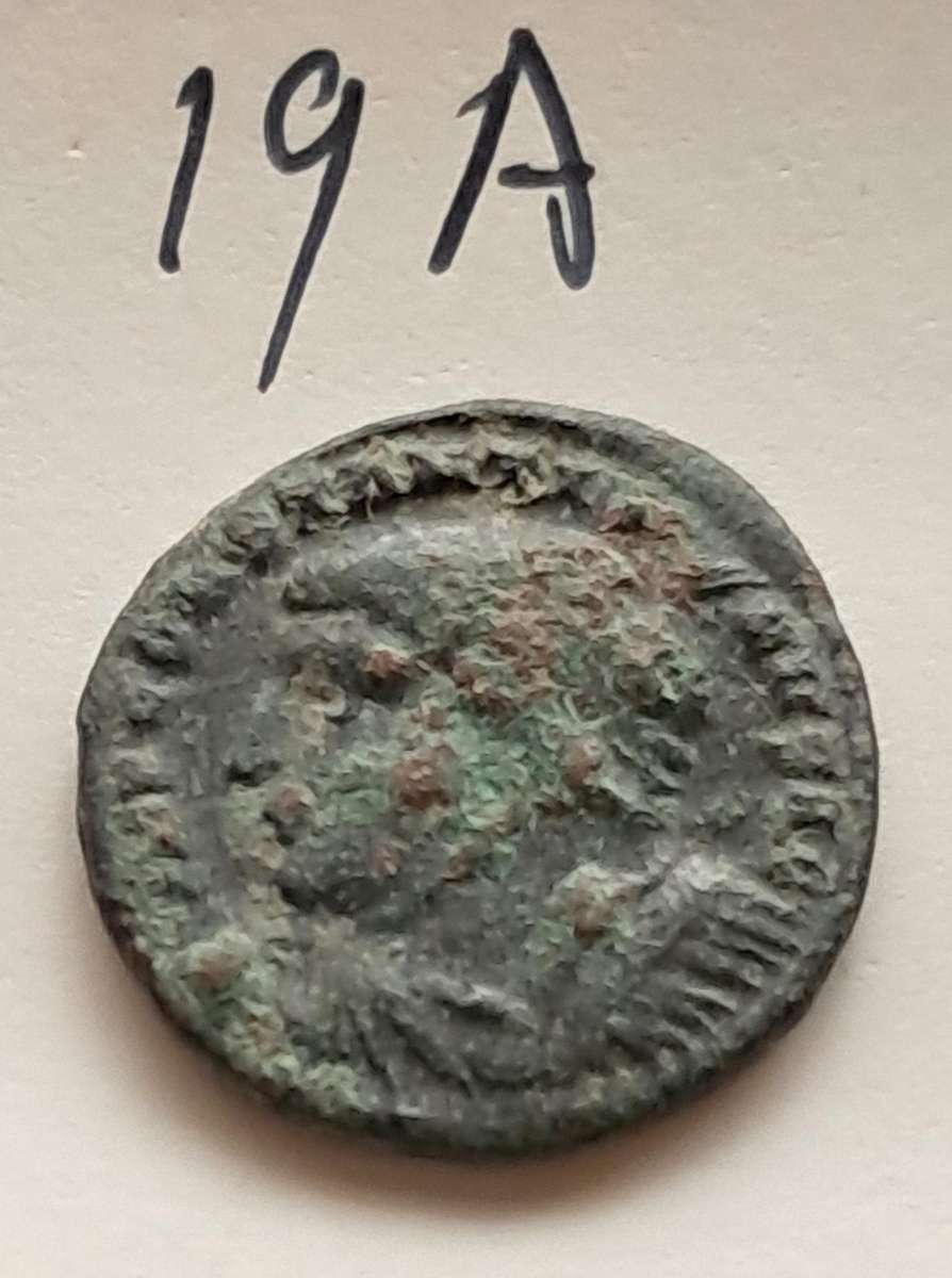 ANCIENT IMPERIAL ROME COIN - GOOD QUALITY - NOT IDENTIFIED