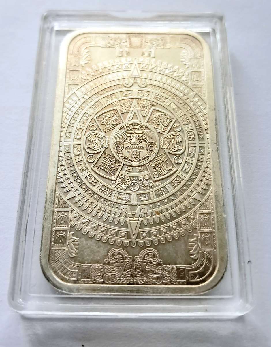 1 OZ  SILVER BAR - 1 oz AZTEC CALENDER COIN  (IN SQUARE CAPSULE)