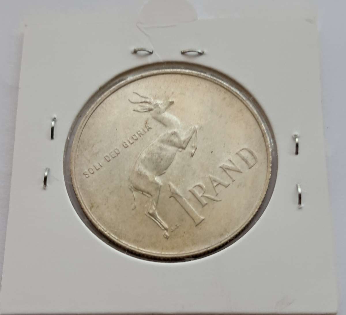 REPUBLIC OF SOUTH AFRICA - 1967 ONE RAND (AFRIKAANS)  UNC -IN COIN FLIP - SILVER 0.800