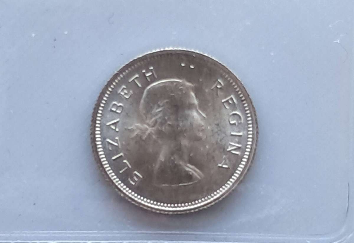 UNION OF SOUTH AFRICA  1959 Sixpence S196 UNC  Silver0.500. Copper0.500