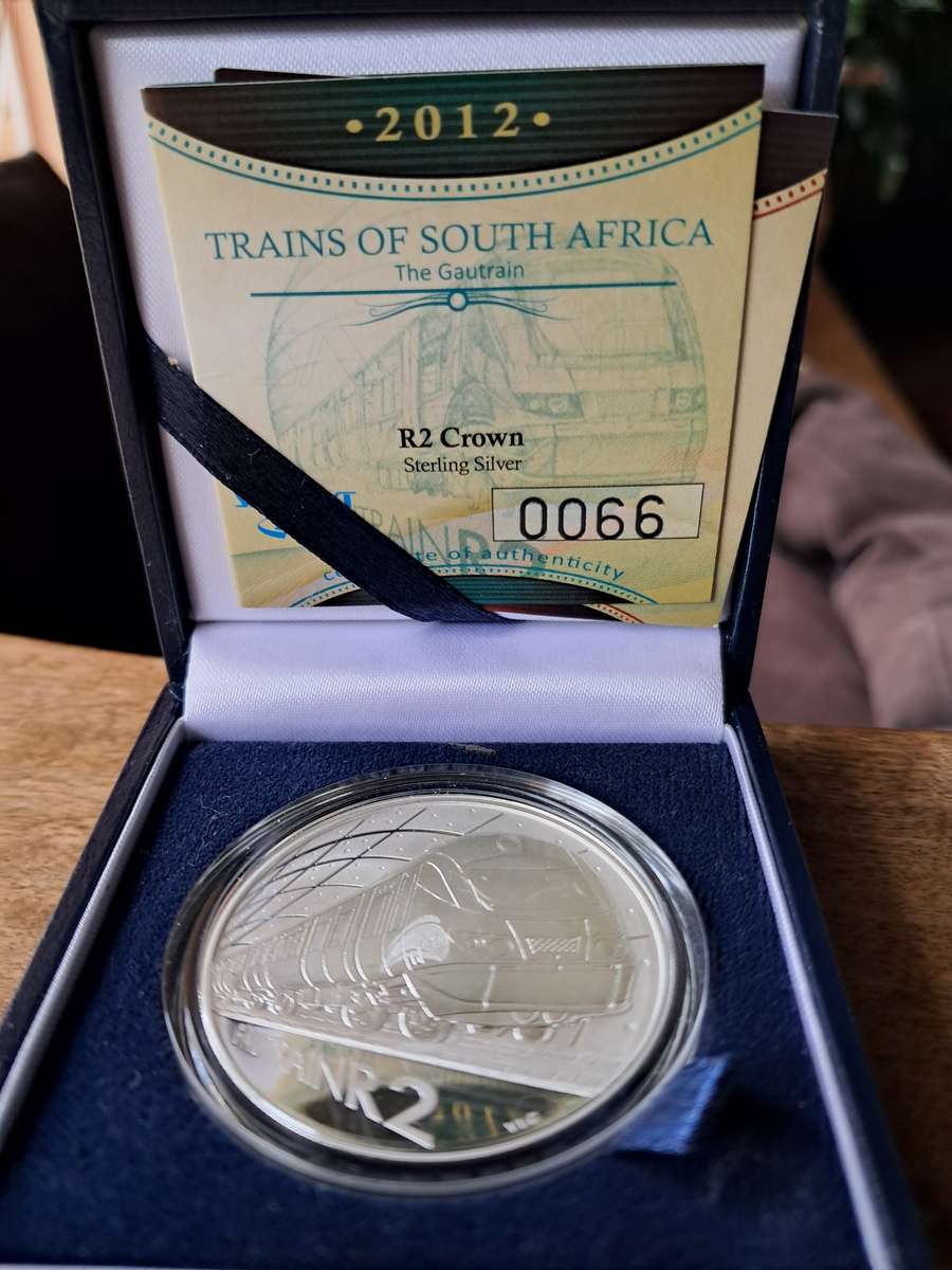 TRAINS OF SOUTH AFRICA - THE 1 OZ SILVER 2 RAND 2012 - GAUTRAIN - IN MINT BOX WITH CERTIFICATE