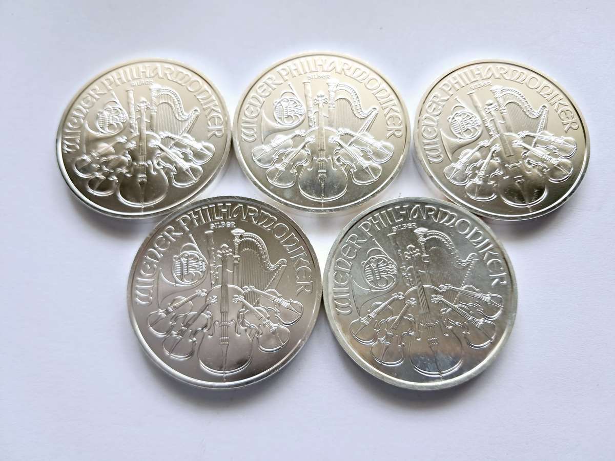 1 OZ  SILVER COIN - 2019 AUSTRIA PHILHARMONIC Silver Coins - bid per coin (5 AVAILABLE)