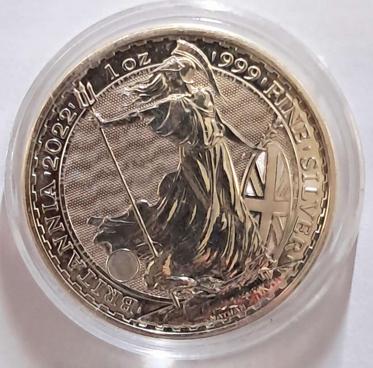 1 OZ  SILVER COIN - 2022 BRITTANIA in capsule with Queen Elizabeth