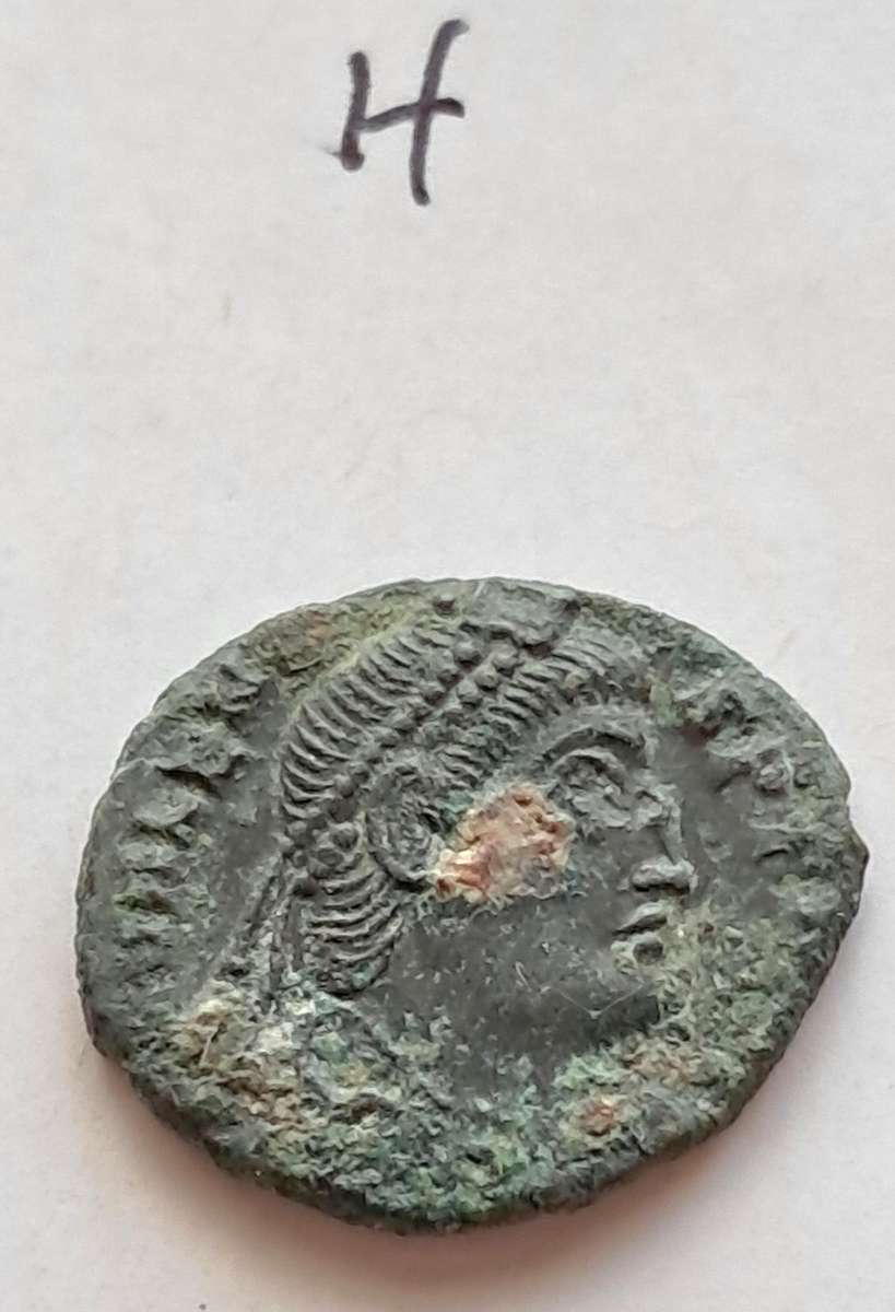 ANCIENT IMPERIAL ROME COIN - GOOD QUALITY - NOT IDENTIFIED