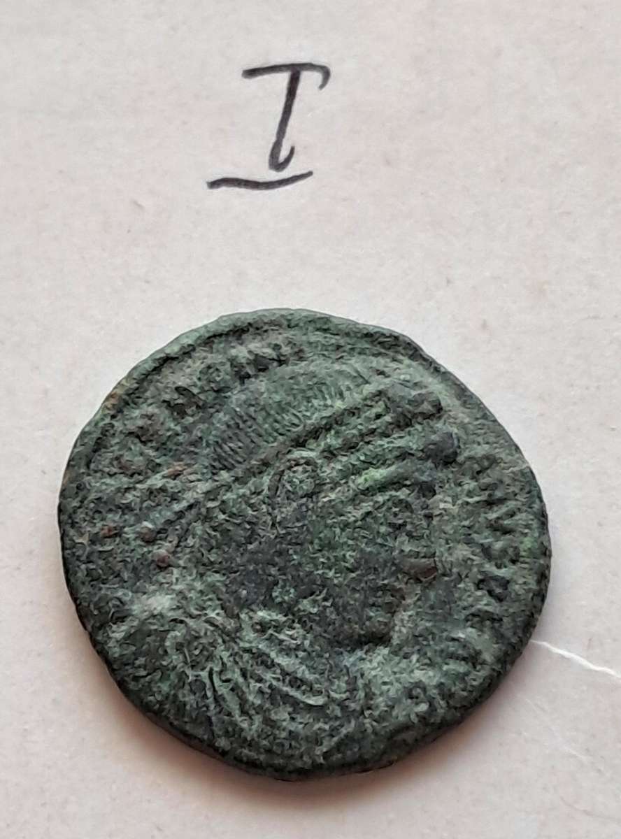 ANCIENT IMPERIAL ROME COIN - GOOD QUALITY - NOT IDENTIFIED