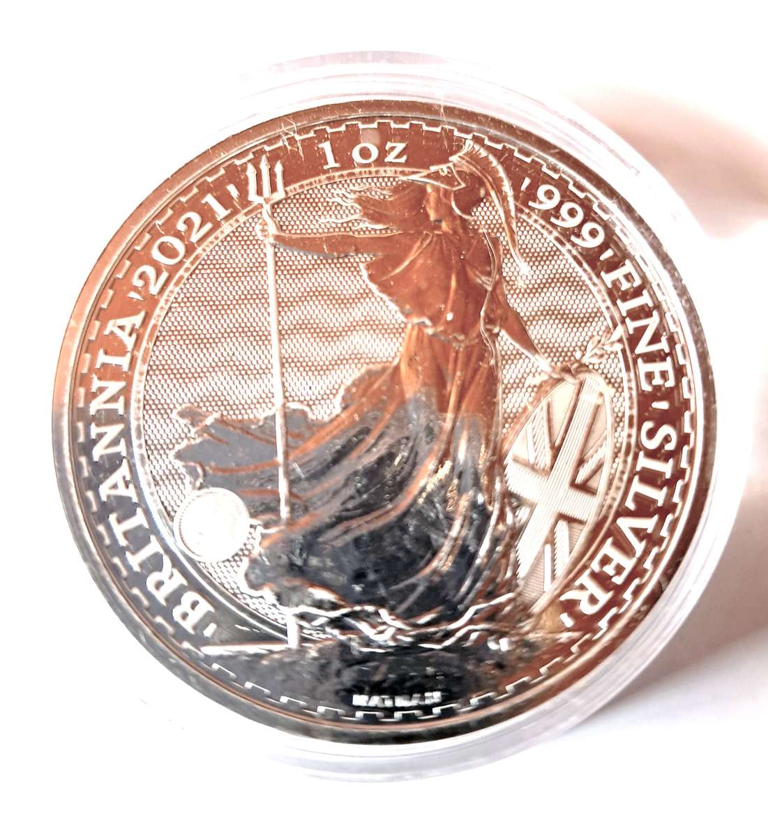 1 OZ  SILVER COIN - 1 oz British Silver Britannia  (IN CAPSULE)