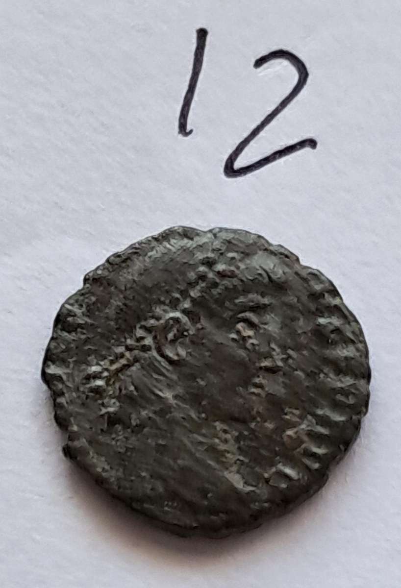 ANCIENT IMPERIAL ROME COIN - GOOD QUALITY - NOT IDENTIFIED