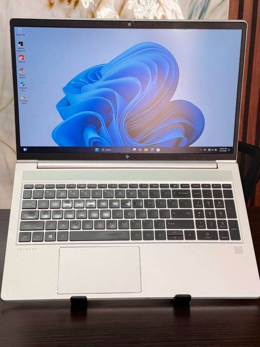 HP ProBook 650 G8  11th Gen Intel Core i5-1135G7 processor, with Intel Iris Xe Graphics