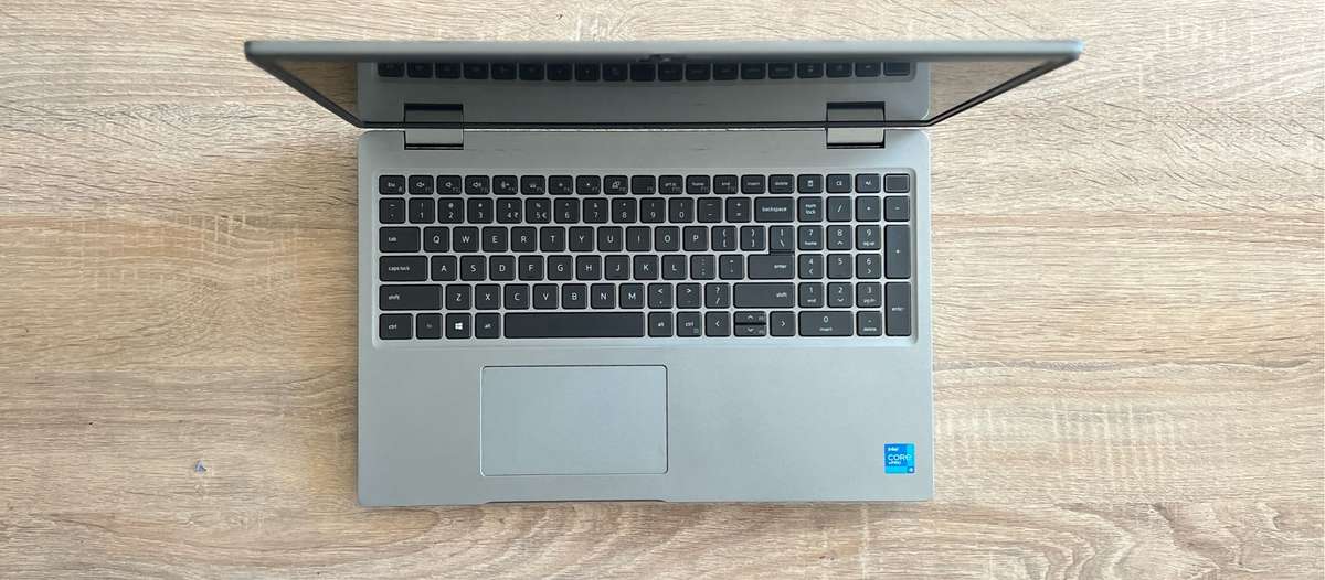 Dell Latitude 5520 , intel Core i5vPro - 1135CPU, 11th Generation