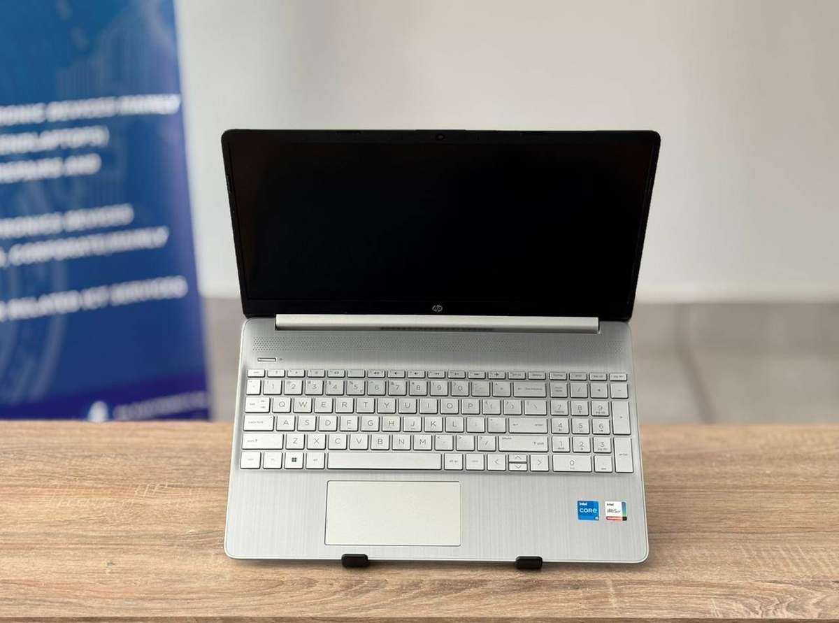 Hp Laptop 15s-fq5xxx Core i5 - 1235CPU,  12th Generation