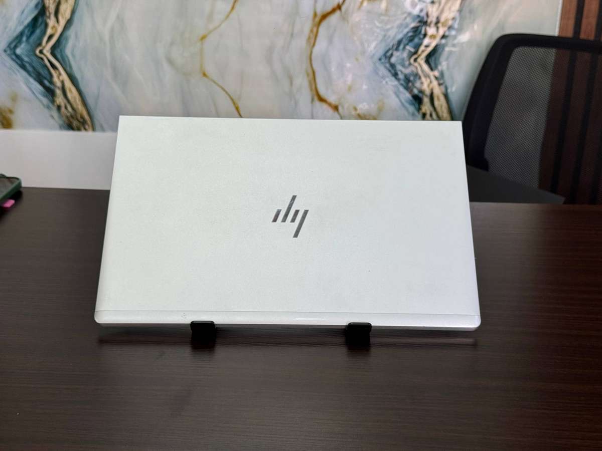 HP EliteBook 650 G9 (12th Gen i5)  12th Gen Intel Core i5-1235U with Intel Iris Xe Graphics