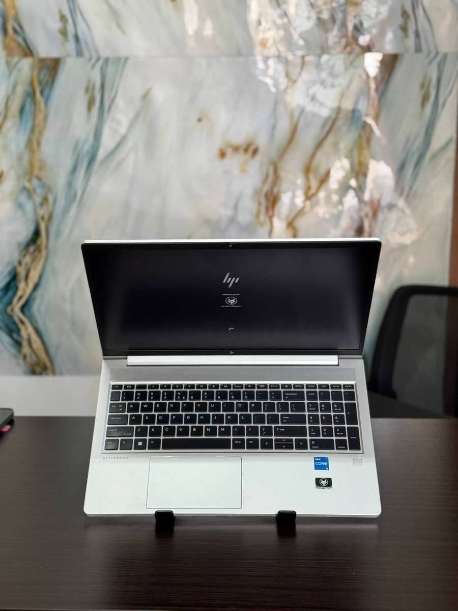 HP EliteBook 650 G9 (12th Gen i5)  12th Gen Intel Core i5-1235U with Intel Iris Xe Graphics