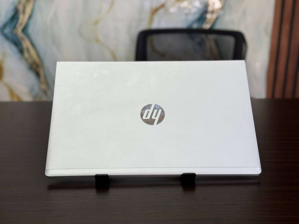 HP ProBook 650 G8  11th Gen Intel Core i5-1135G7 processor, with Intel Iris Xe Graphics