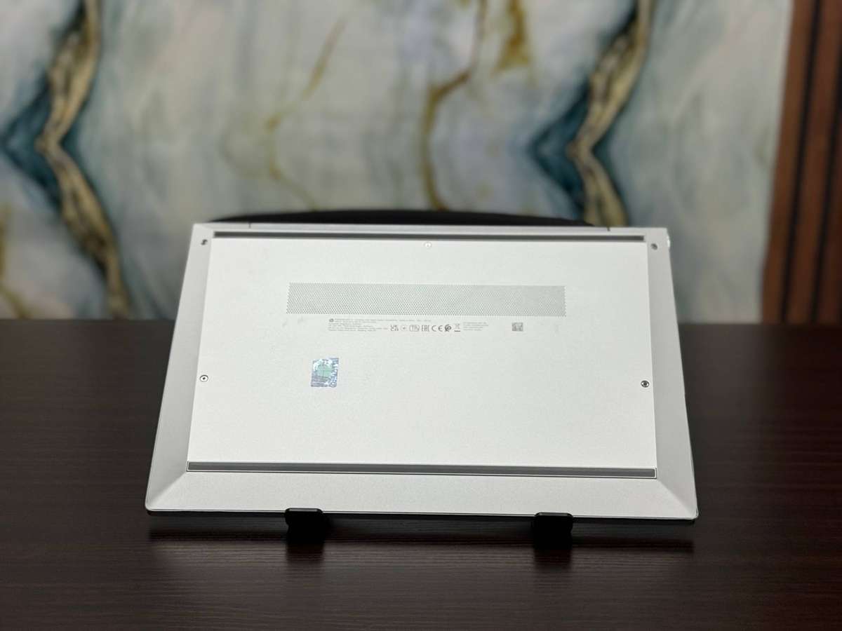HP ZBook Firefly 14 G8  (11th Gen Intel Core i7)  Processor: 11th Gen Intel® Core i7-1185G7