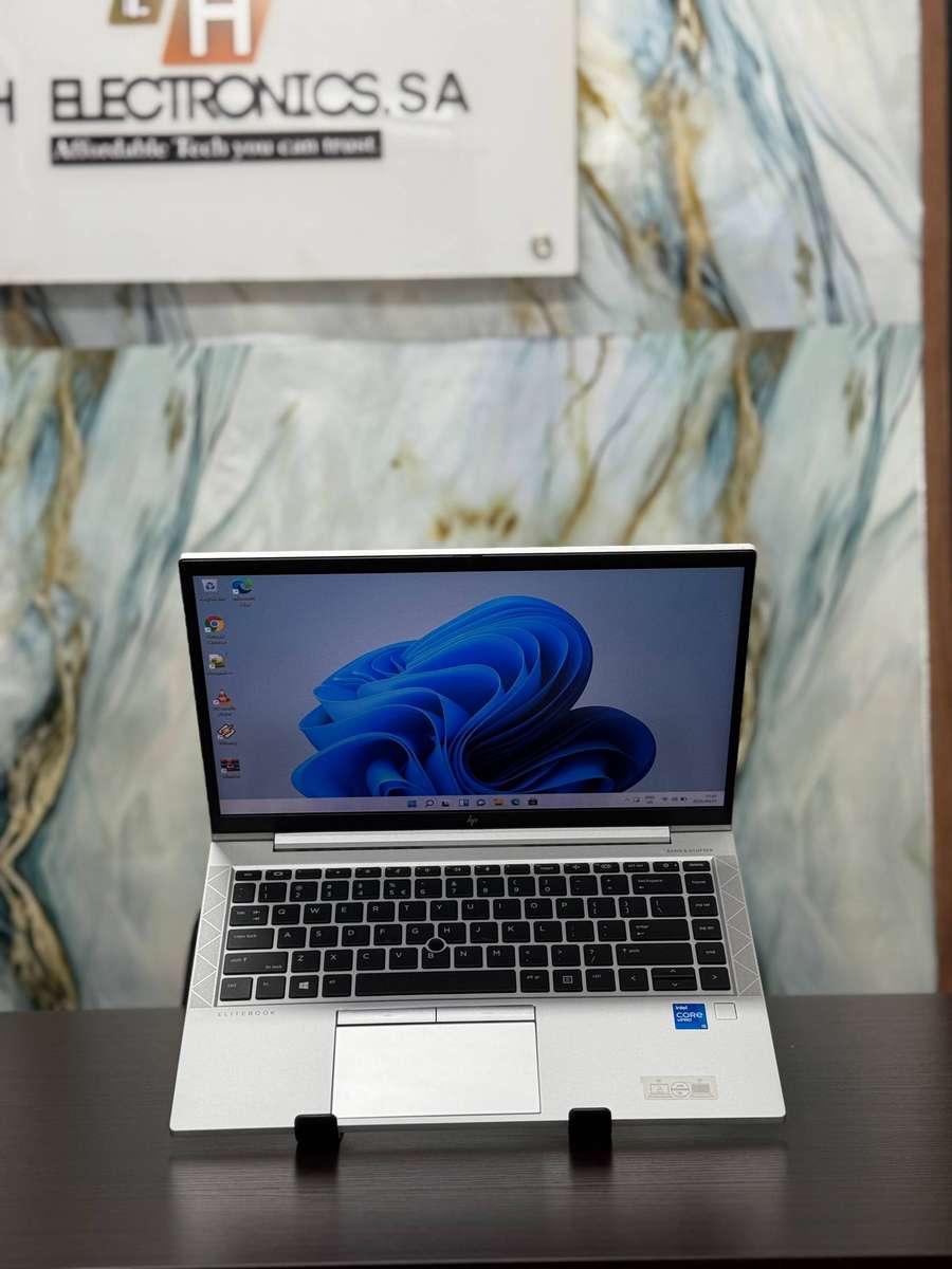 HP EliteBook 840 G8 (11th Gen Intel Core i5)  Processor: 11th Gen Intel® Core i5-1135G7 / i5-1145G