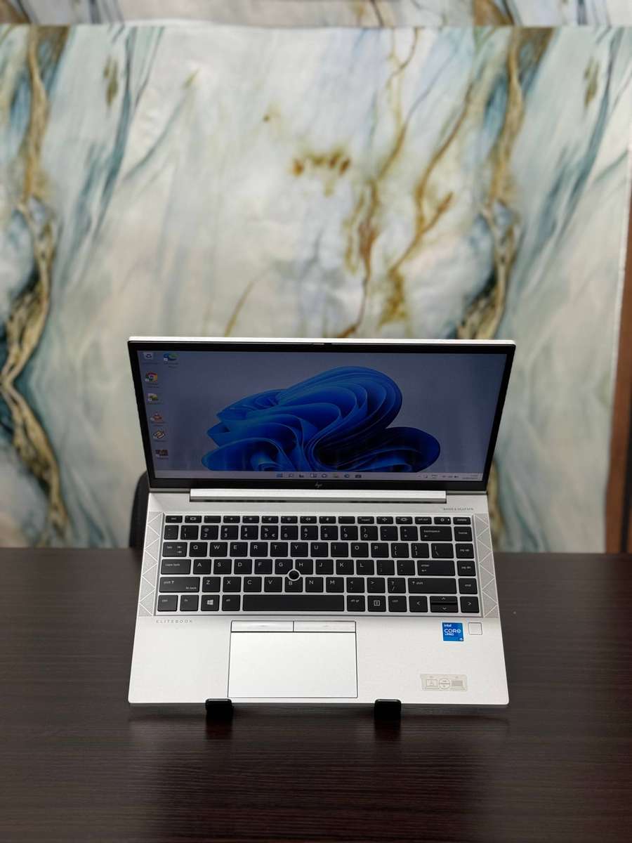 HP EliteBook 840 G8 (11th Gen Intel Core i5)  Processor: 11th Gen Intel® Core i5-1135G7 / i5-1145G