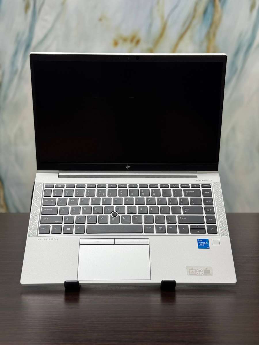 HP EliteBook 840 G8 (11th Gen Intel Core i5)  Processor: 11th Gen Intel® Core i5-1135G7 / i5-1145G