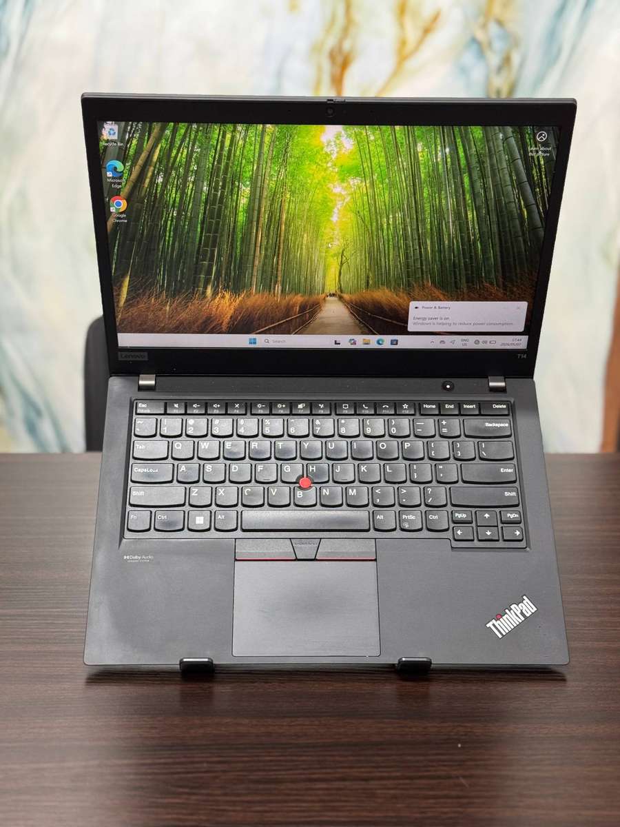 Lenovo ThinkPad T14  11th Gen Intel Core i5-1145G7 processor, with Intel Iris Xe Graphics