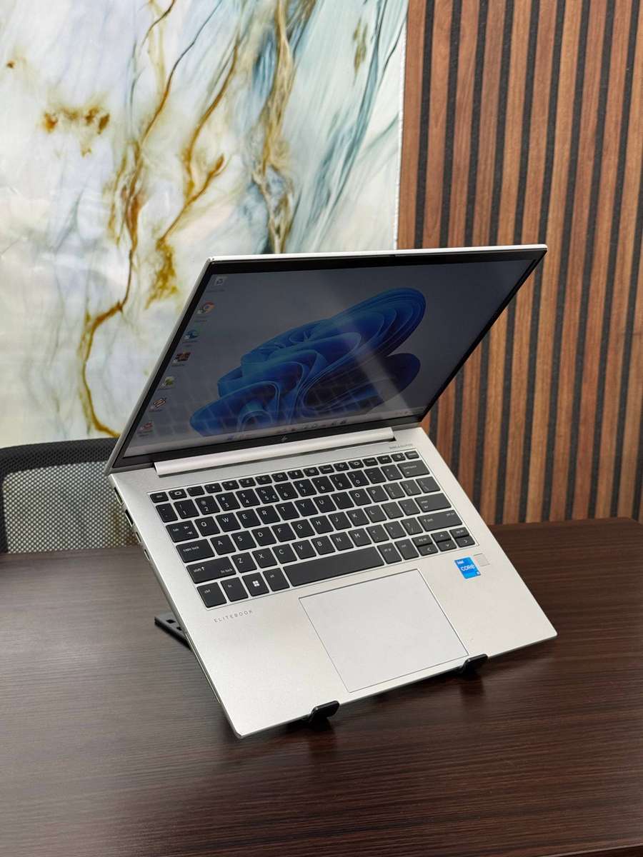 HP EliteBook 840 G9  Intel Core i5-1245U 12th Generation