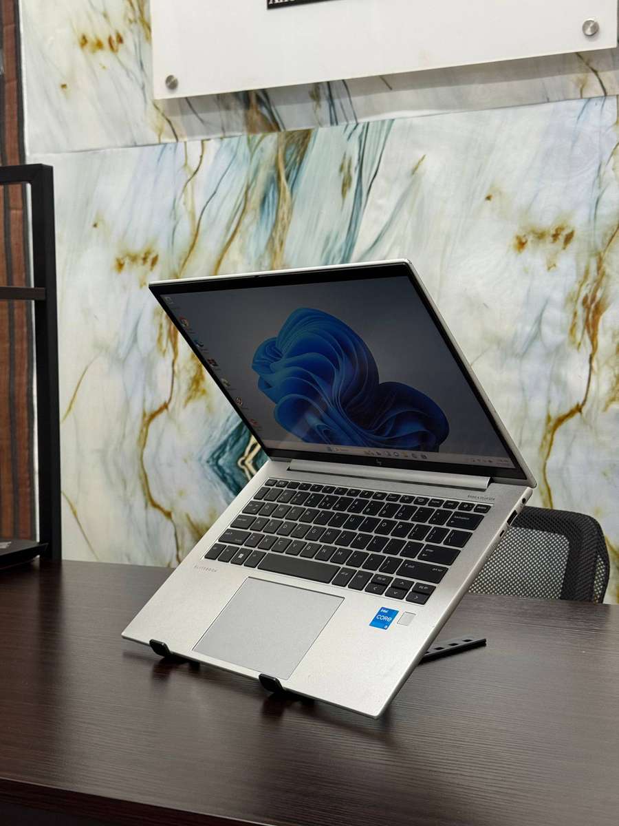 HP EliteBook 840 G9  Intel Core i5-1245U 12th Generation