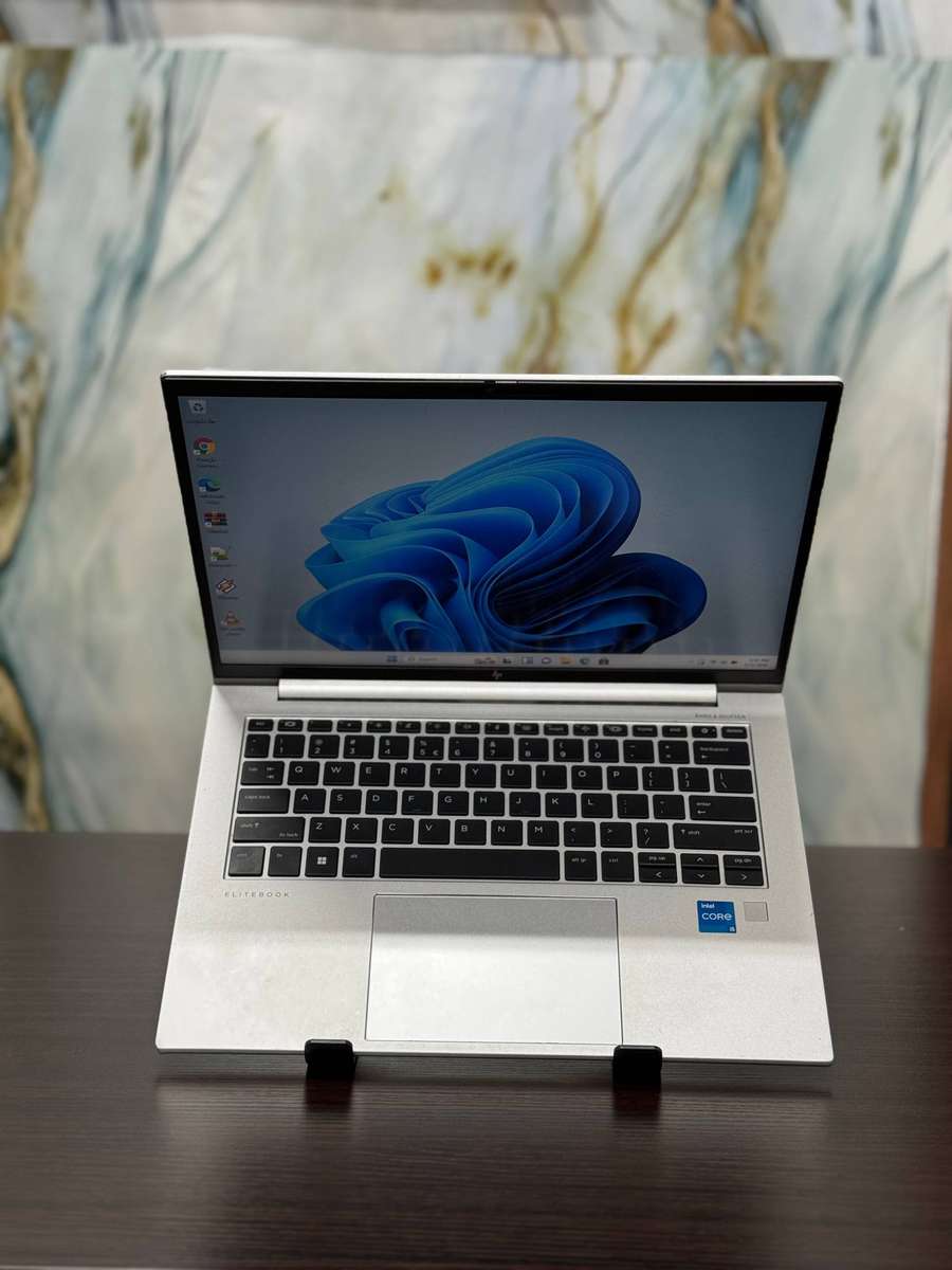 HP EliteBook 840 G9  Intel Core i5-1245U 12th Generation