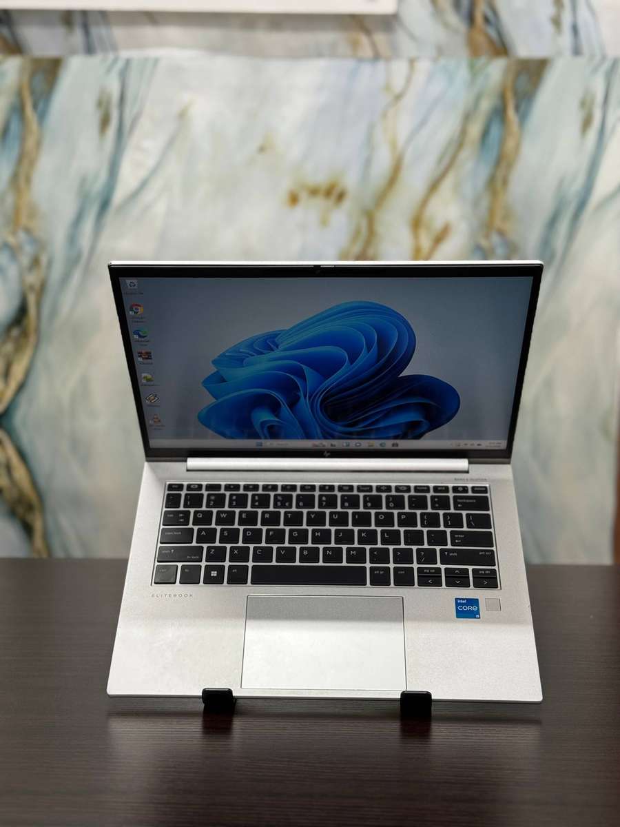HP EliteBook 840 G9  Intel Core i5-1245U 12th Generation