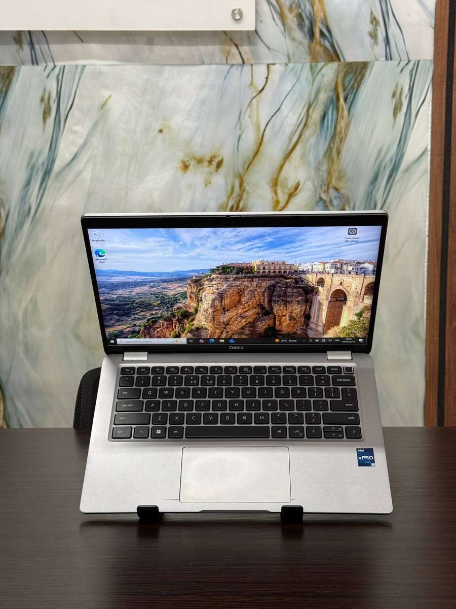 Dell Latitude 5440 i7 vPro 13th Gen  Intel Core i7-1365U vPro (13th Gen) TouchSceen