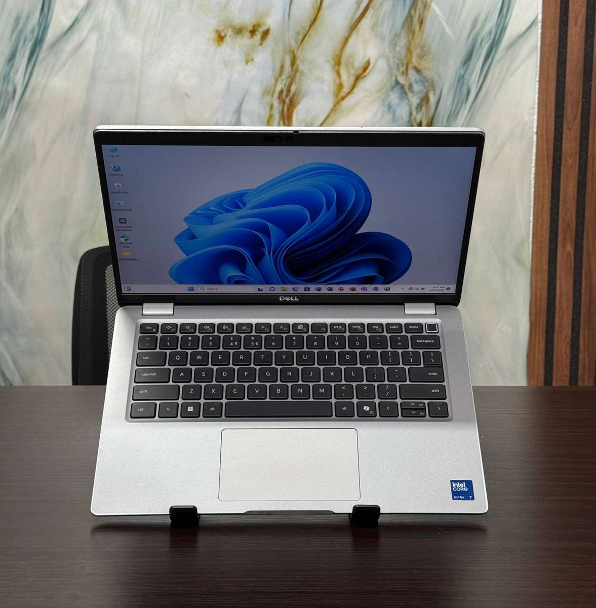 Dell Latitude 5450  Intel Core Ultra 7 155U | with Intel AI Boost NPU