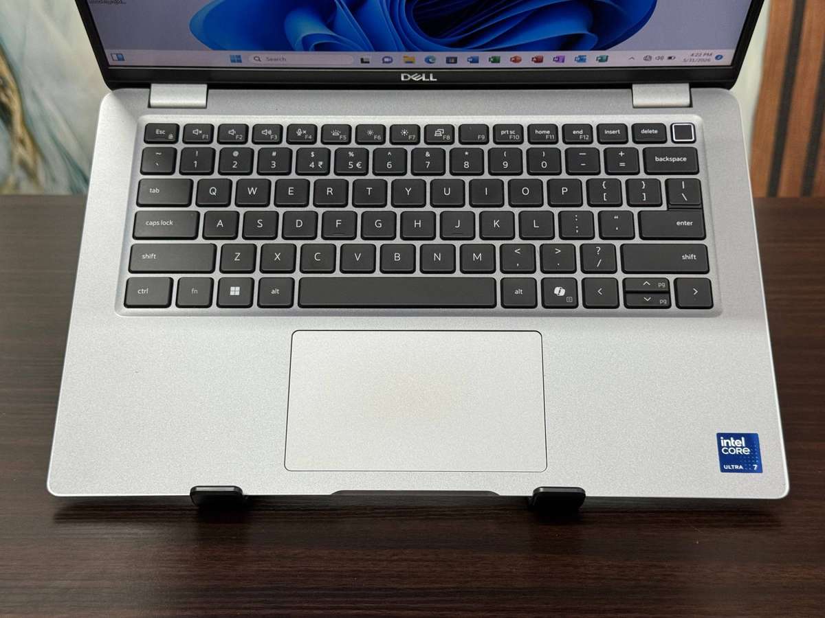 Dell Latitude 5450  Intel Core Ultra 7 155U | with Intel AI Boost NPU