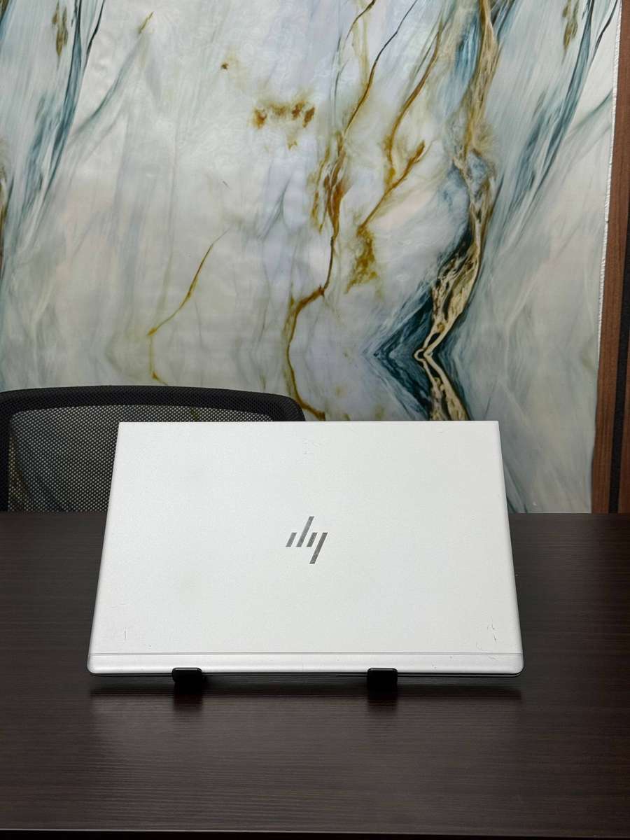 HP EliteBook 840 G5  Intel Core i5-8350U | 8th Generation Intel Core with Touchscreen Display