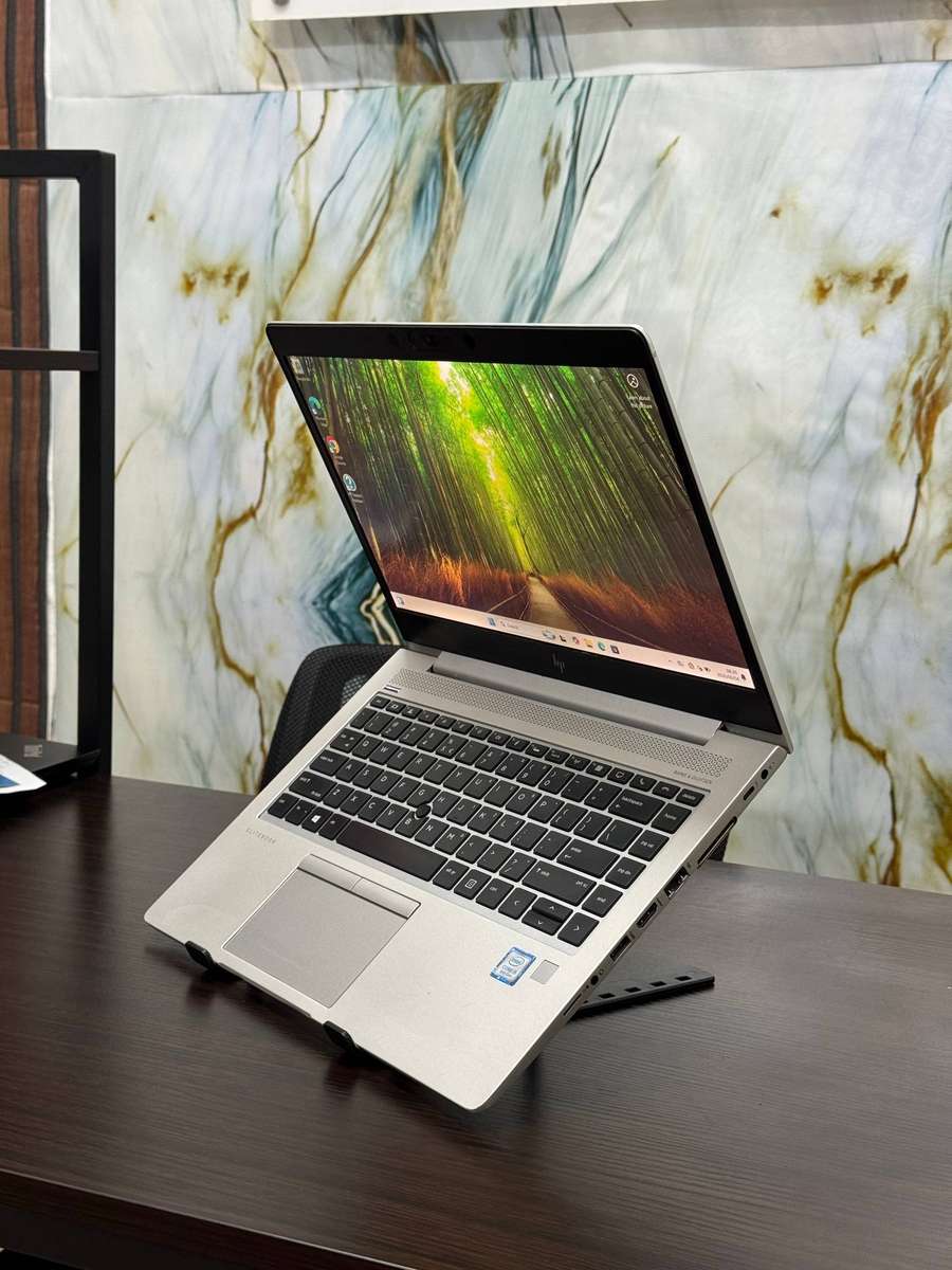HP EliteBook 840 G5  Intel Core i5-8350U | 8th Generation Intel Core with Touchscreen Display