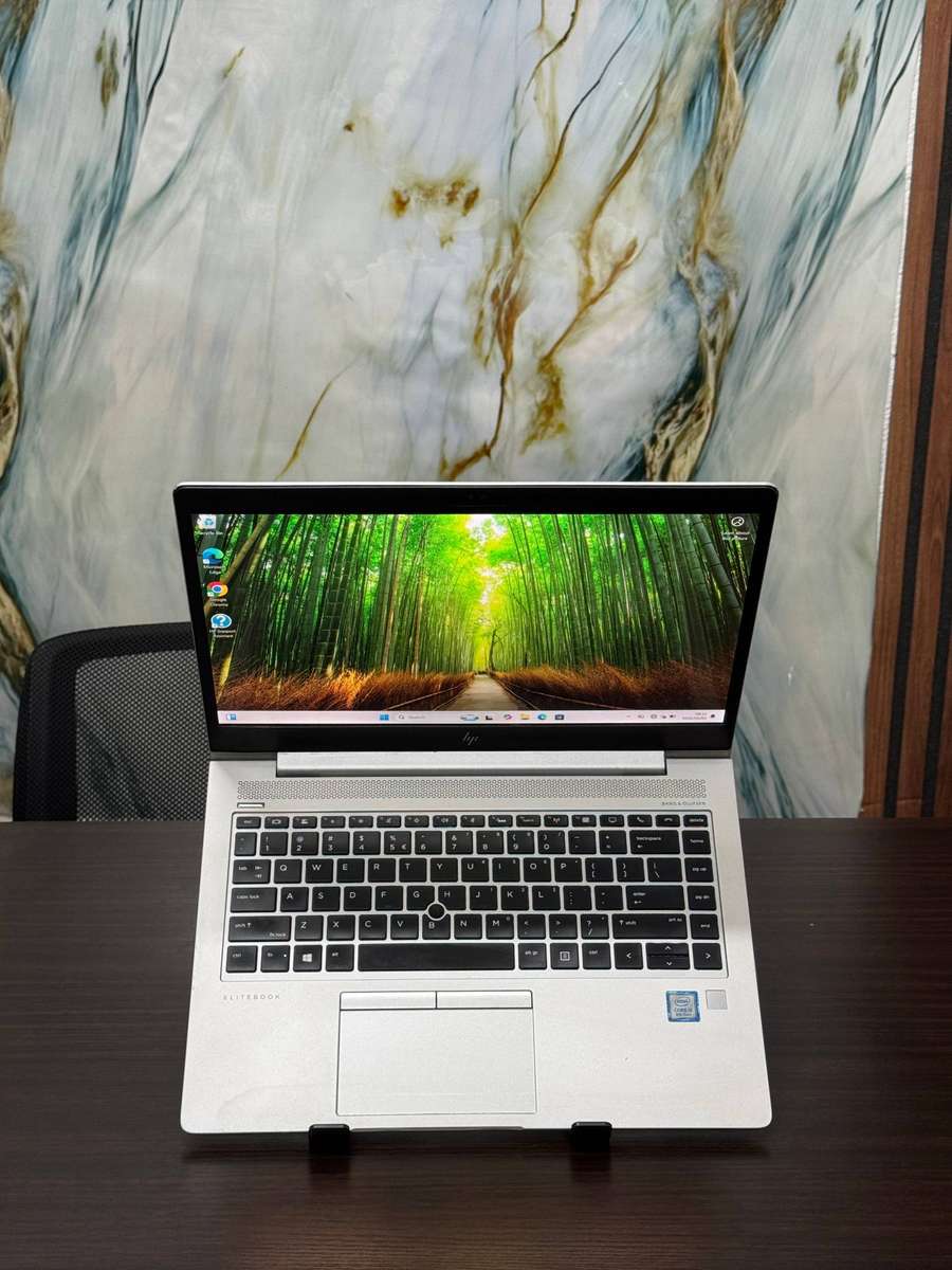 HP EliteBook 840 G5  Intel Core i5-8350U | 8th Generation Intel Core with Touchscreen Display