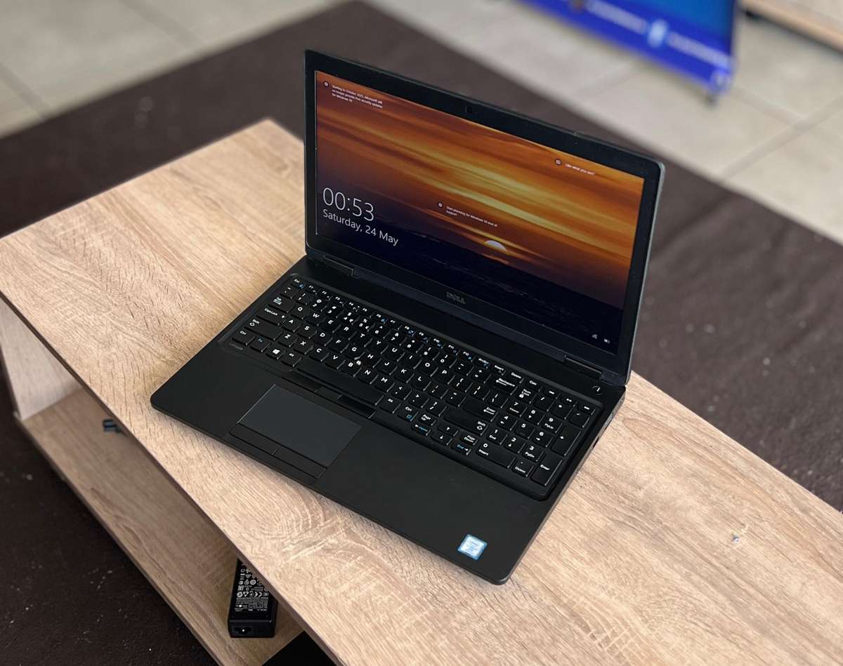 Dell Latitude 5580, Core i7vPro 7600CPU,  7th Generation