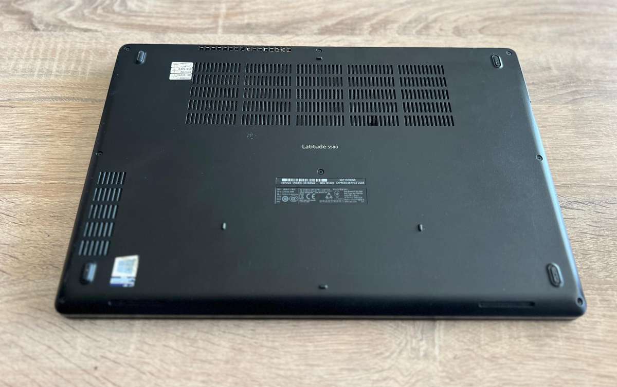 Dell Latitude 5580, Core i7vPro 7600CPU,  7th Generation