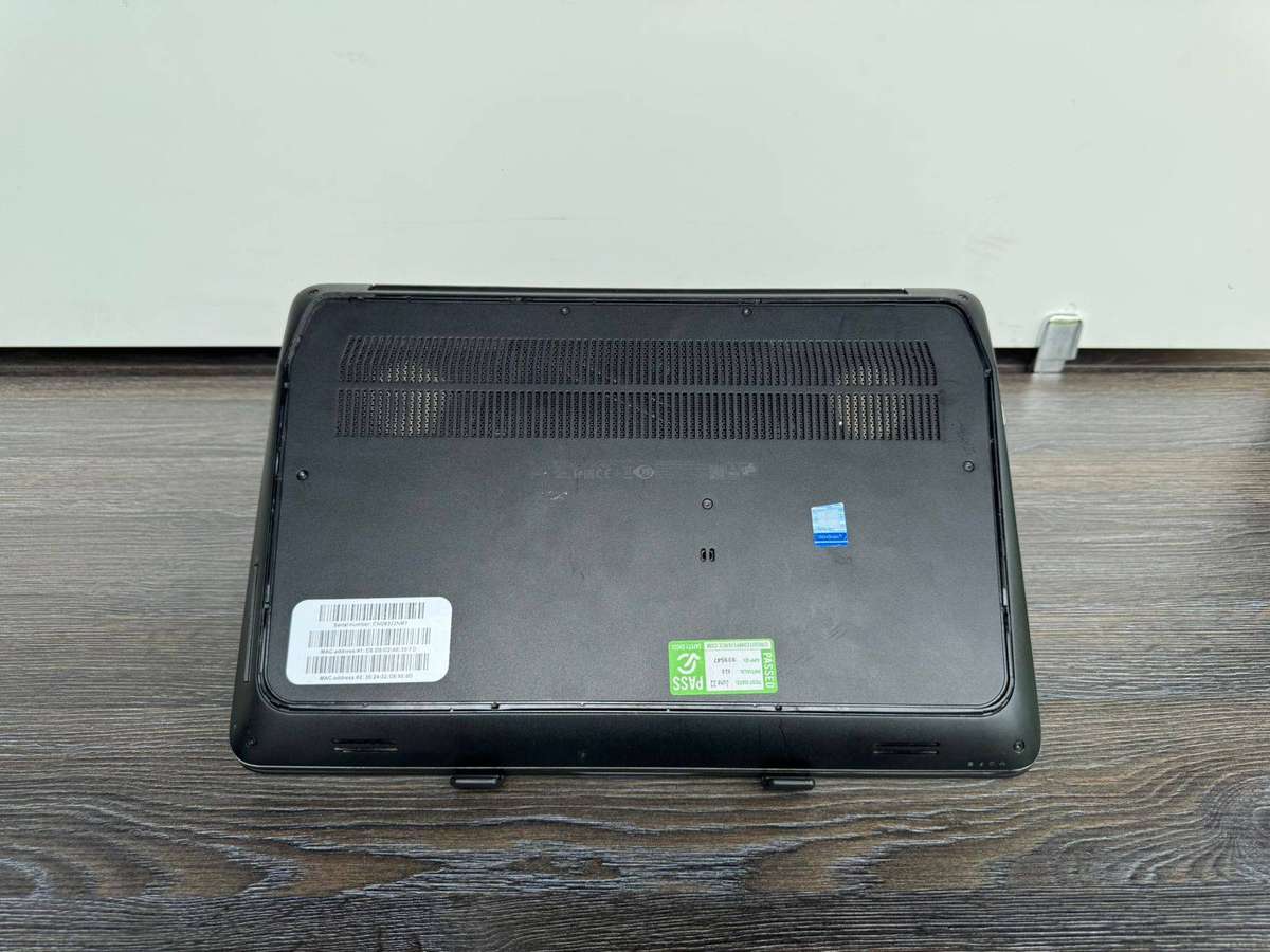 HP ZBook 15 G4 Mobilework station Intel Core i7-7820HQ quad-core processor , With Nvidia Graphics
