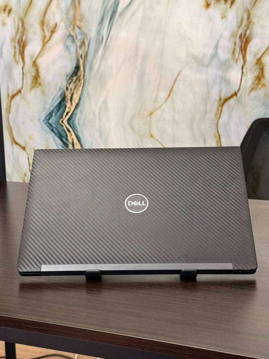 Dell Latitude 7390  Intel® Core i7-8650U Processor 8th Generation Intel Core i7