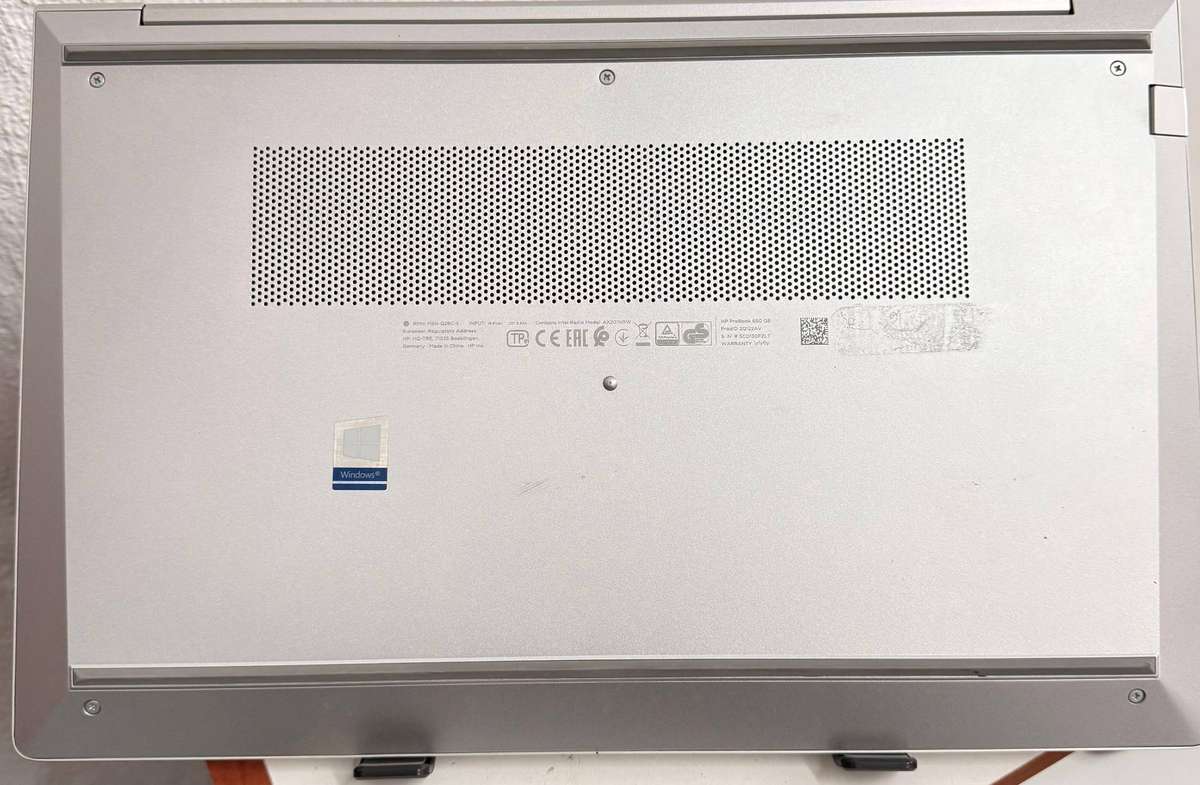 HP ZBook Fury 15 G7 Mobile Workstation  10th Generation Intel® Core i5-10400H processor, NVIDIA Qu