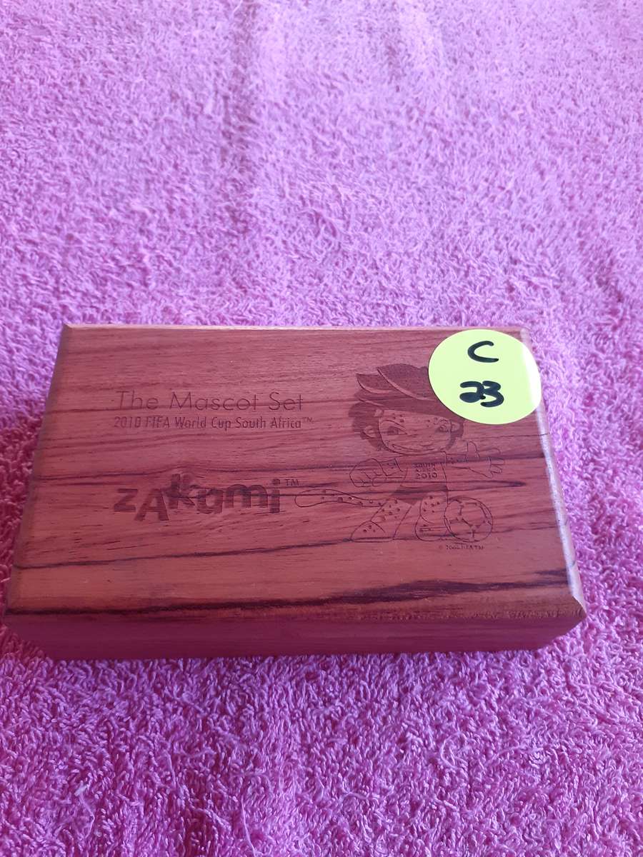 Empty Wooden Coin Holder Box. The Mascot Set - 2010 Fifa World Cup South Africa