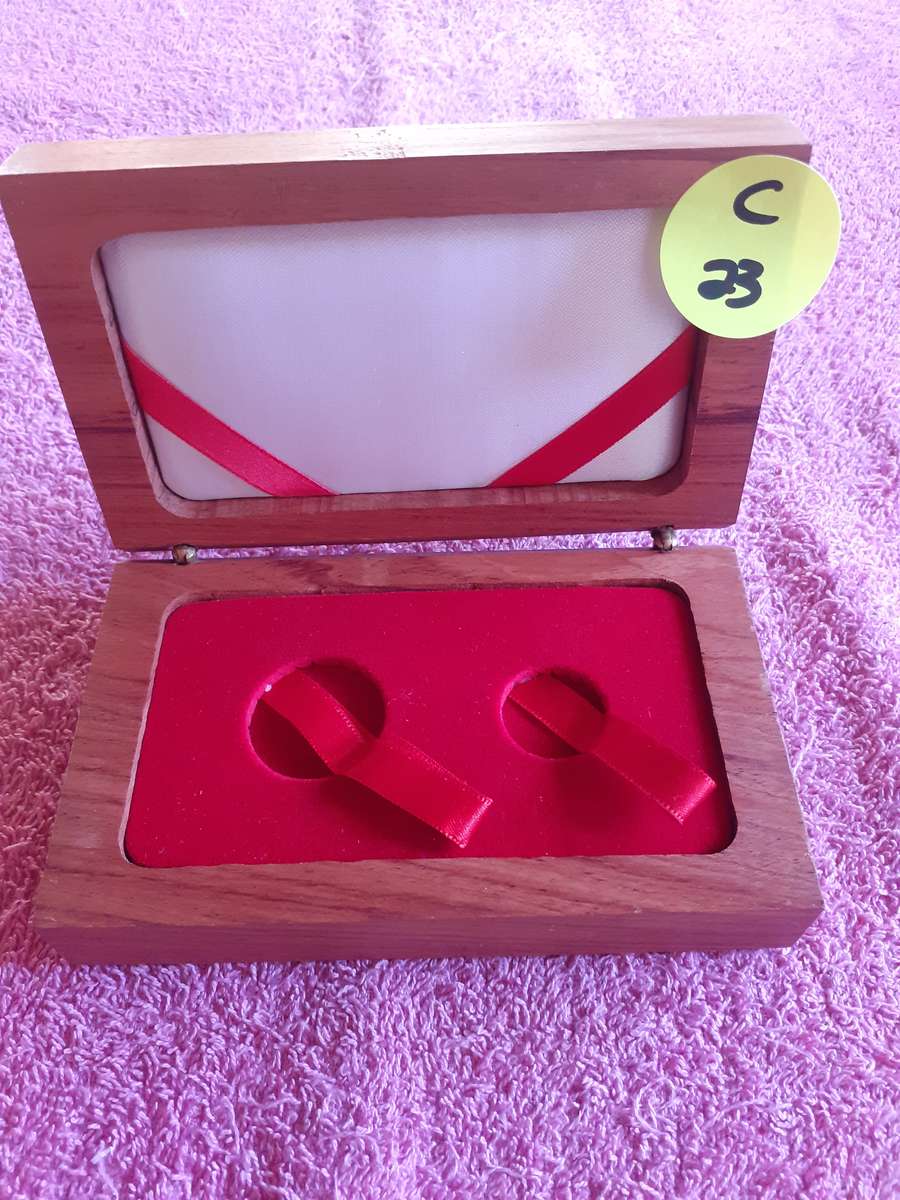 Empty Wooden Coin Holder Box. The Mascot Set - 2010 Fifa World Cup South Africa