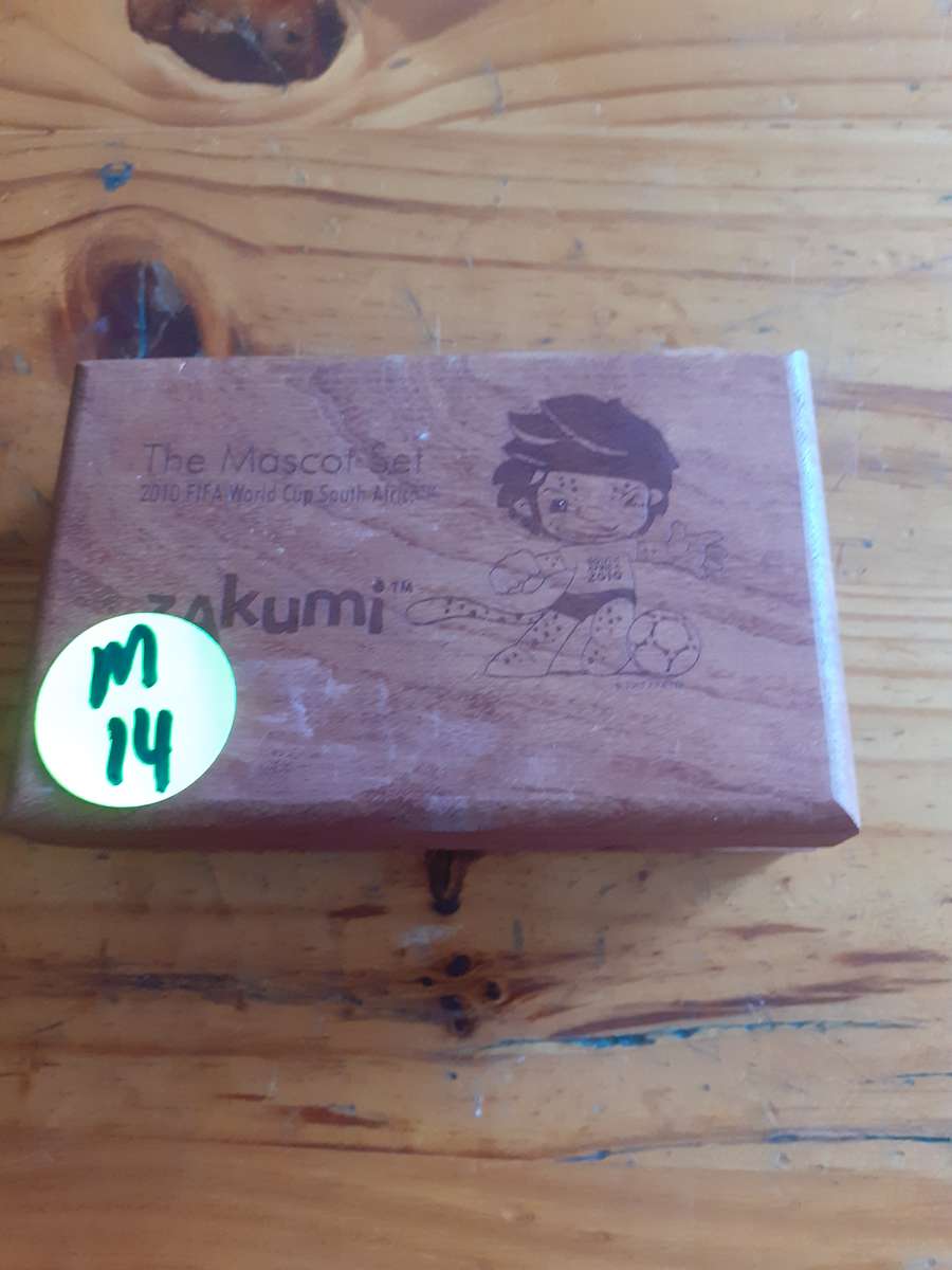 Empty Wooden Coin Holder Box. The Mascot Set - Fifa World Cup 2010